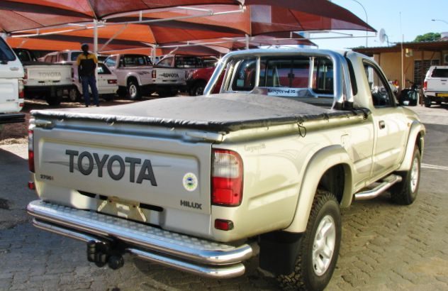 2004 Toyota Hilux 2700i Legend 35