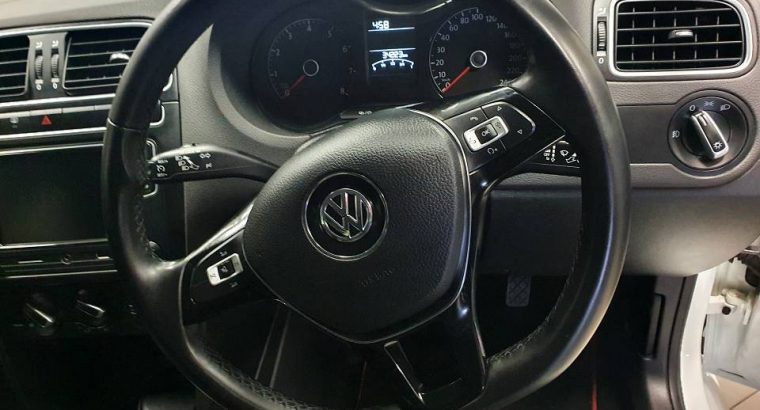 VOLKSWAGEN POLO VIVO HATCH 1.6