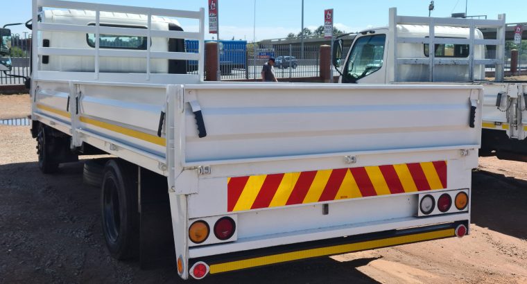 2018 Isuzu NQR500 Dropside Truck for sale.