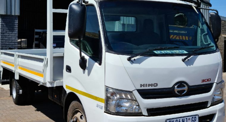 2013 Hino 300-915 dropside Truck for sale.