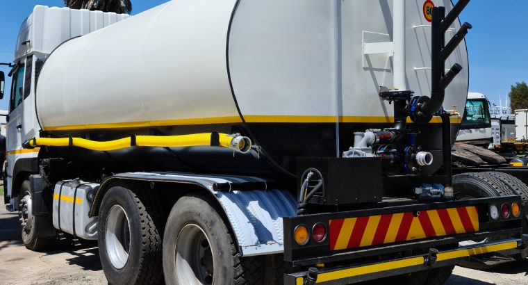 2008 Nissan UD 460 water tanker truck for sale.