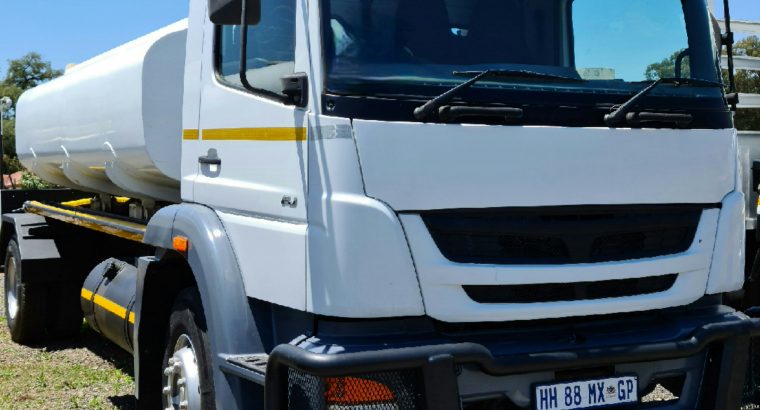2018 Mitsubishi Fuso 1623 Water Tanker 8000L Truck for sale.