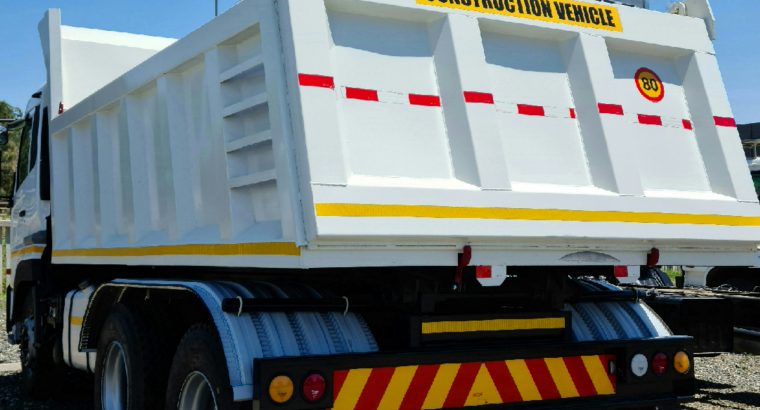 2013 Nissan UD Quon GW26 490 Tipper Truck for sale 10m³.