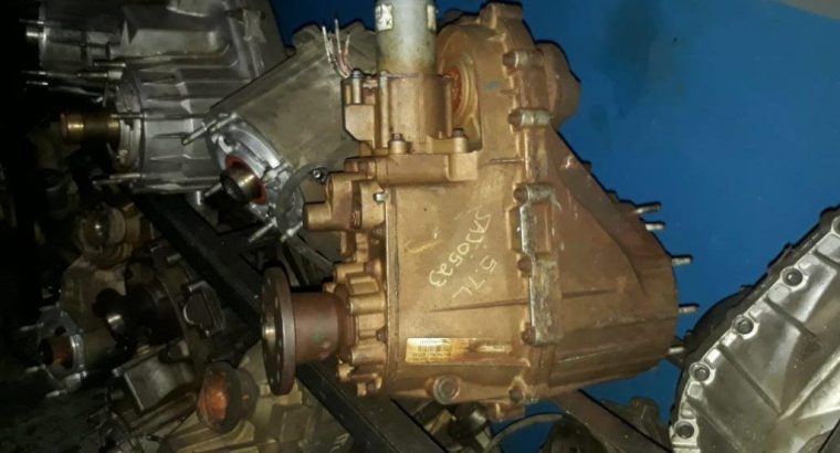 Jeep Grand Cherokee 5.7 Wk automatic transfer case for sale