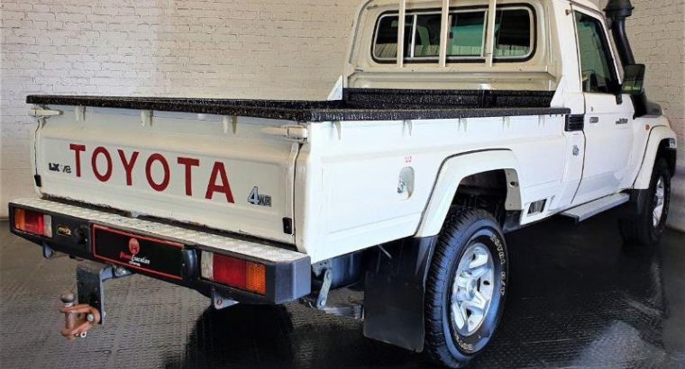 2016 Toyota Land Cruiser 4.5 Pick Up