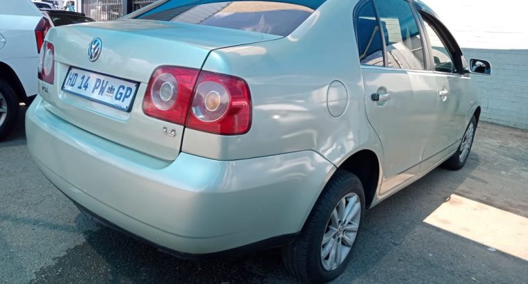 2010 VW Polo Vivo 1.4 Engine Capacity Sedan with Manuel Transmiss