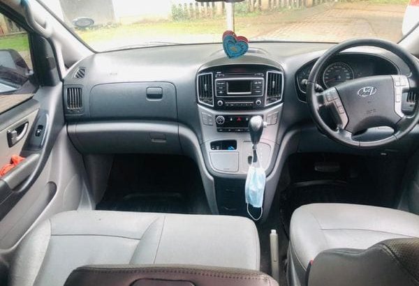 Hyundai H-1/2.5 2016 Model