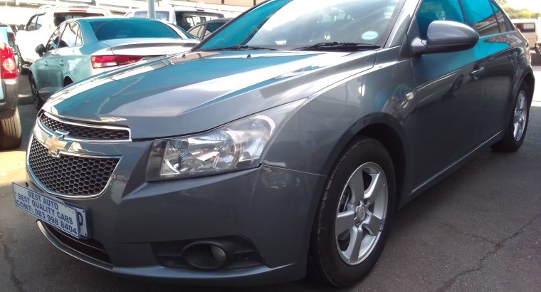 2012 Chevrolet Cruze 1.6 Engine Capacity Sedan with Manuel Transm