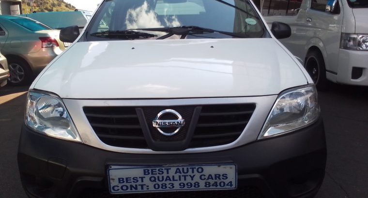 2012 Nissan Np-200 1.6 Engine Capacity Canopy with Manuel Transmi