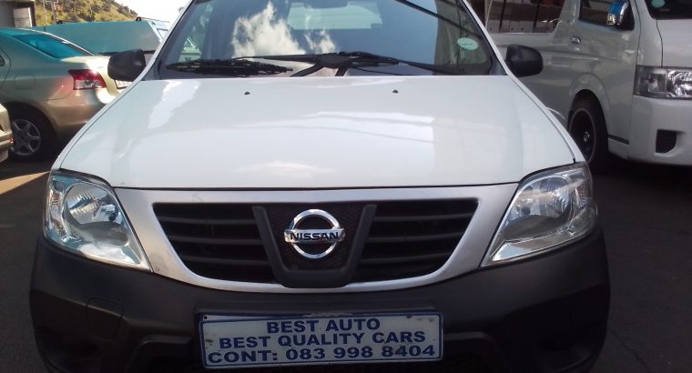 2012 Nissan Np-200 1.6 Engine Capacity Canopy with Manuel Transmi