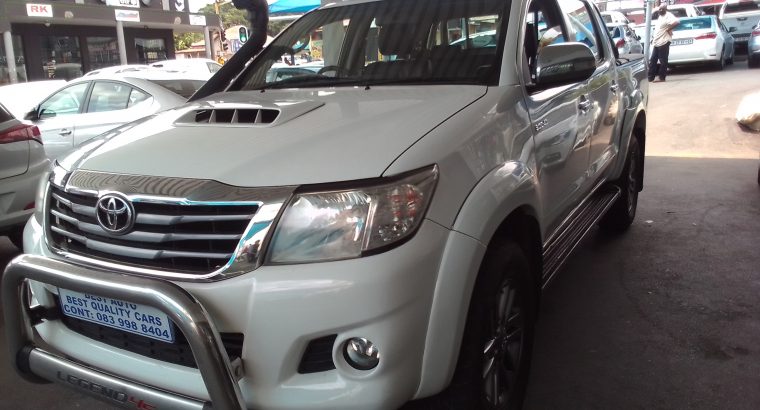 2015 Toyota Hilux 3.0 Engine Capacity D4D Double Cab with Manuel