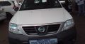 2020 Nissan Np-200 1.6 Engine Capacity Canopy with Manuel Transmi