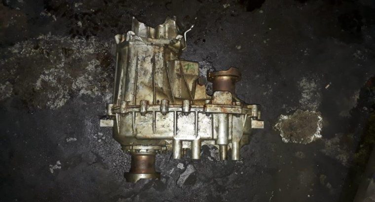 Jeep Wrangler 2.8 JK automatic transfer case for sale