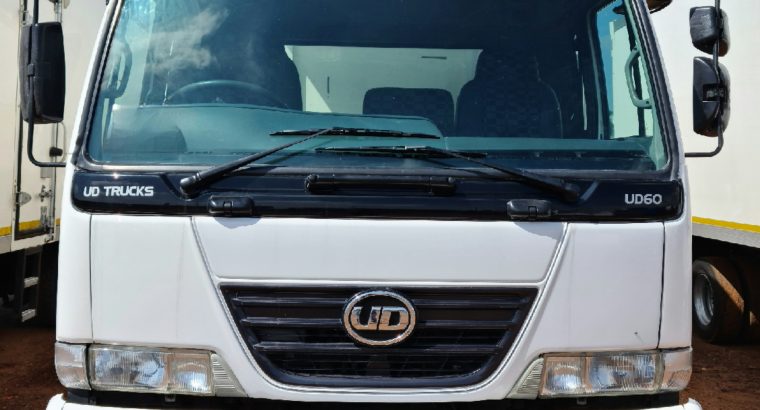 2013 NISSAN UD 60 MT500 FRIDGE TRUCK FOR SALE.