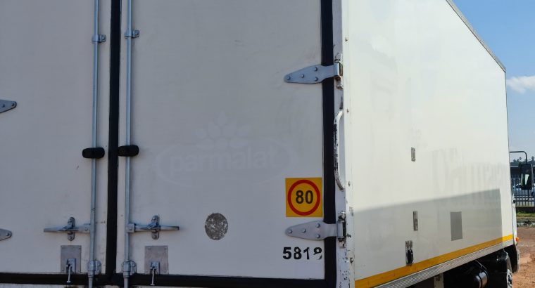 2013 NISSAN UD 60 MT500 FRIDGE TRUCK FOR SALE.