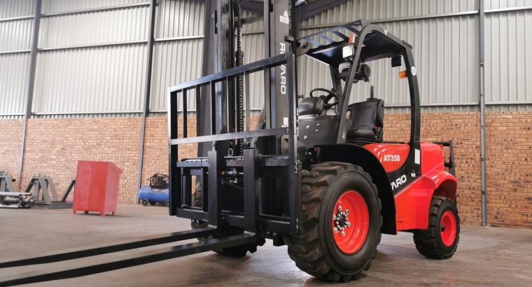 REVARO ALL TERRAIN FORKLIFTS