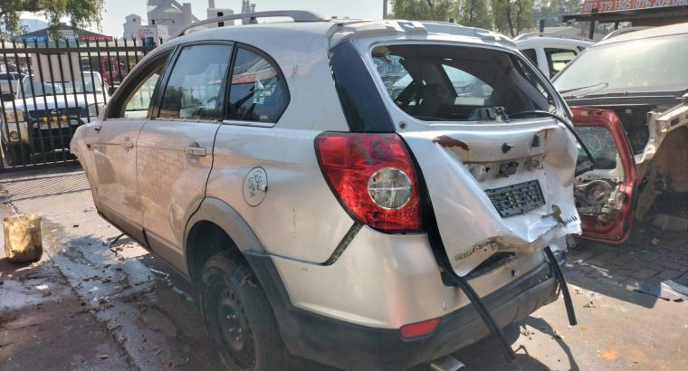 Chev Captiva 2.4 spare parts for sale