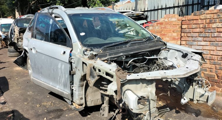 Chev Captiva 2.4 spare parts for sale
