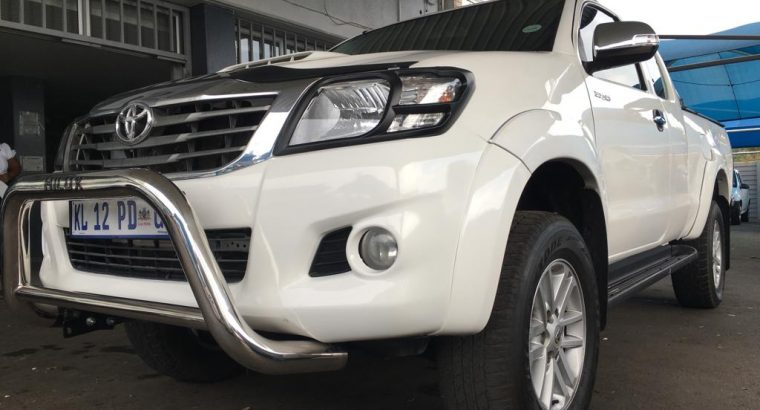 2015 Toyota Hilux 3.0 Engine Capacity D4D Extra Cab with Manuel T
