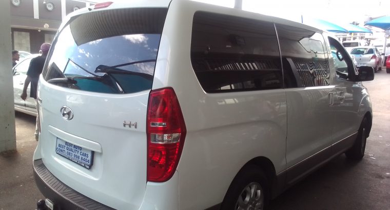 2015 Hyundai H-1 2.5 Engine Capacity with Automatic Transmission,