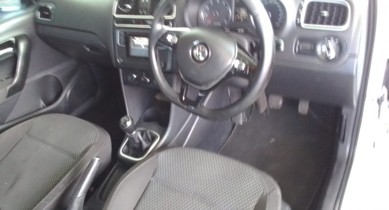 2016 VW Polo 6 1.4 Engine Capacity Sedan with Manuel Transmission