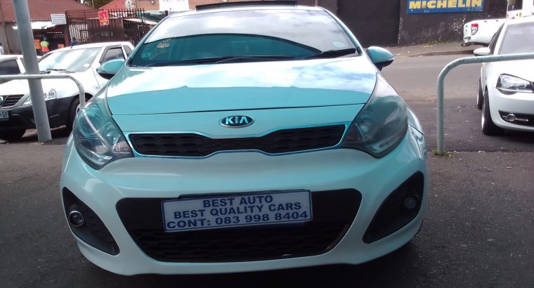 2014 Kia Rio 1.4 Engine Capacity with Manuel Transmission, Sunro