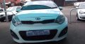 2014 Kia Rio 1.4 Engine Capacity with Manuel Transmission, Sunro