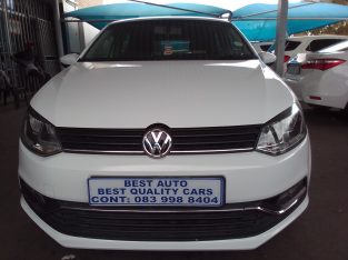 2015 VW Polo 1.2 Engine Capacity TSI with Manuel Transmission, El