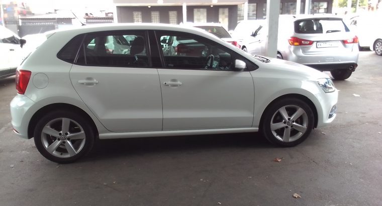 2015 VW Polo 1.2 Engine Capacity TSI with Manuel Transmission, El