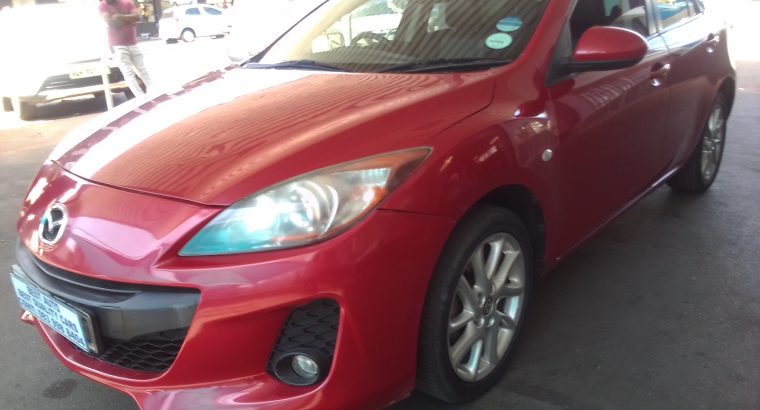 2013 Mazda 3 1.6 Engine Capacity Sport with Manuel Transmission,