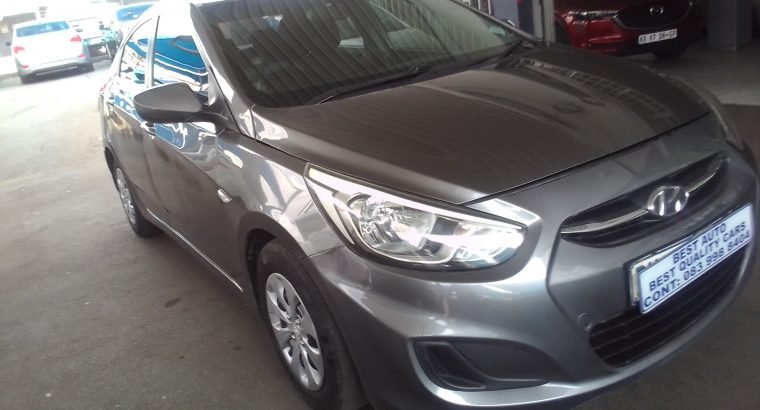 2015 Hyundai Accent 1.6 Engine Capacity Sedan with Manuel Transmi