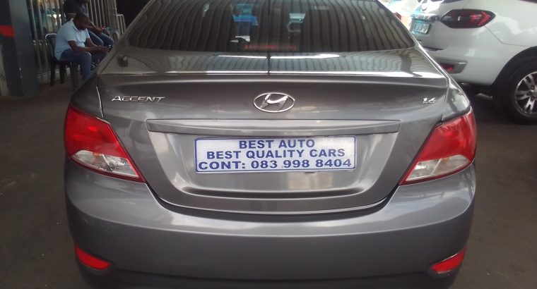 2015 Hyundai Accent 1.6 Engine Capacity Sedan with Manuel Transmi