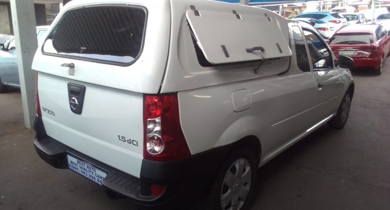 2015 Nissan Np-200 1.6 Engine Capacity Diesel with Manuel Transmi
