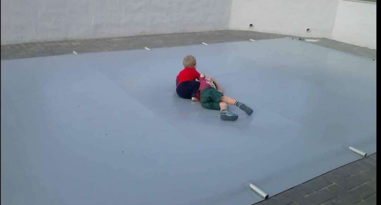 Swimming pool Covers