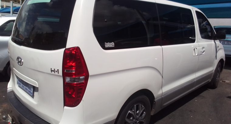 2016 Hyundai H-1 2.5 Engine Capacity with Automatic Transmission,