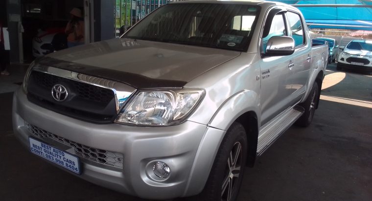 2009 Toyota Hilux 2.7 Engine Capacity VVTI Petrol with Manuel Tra