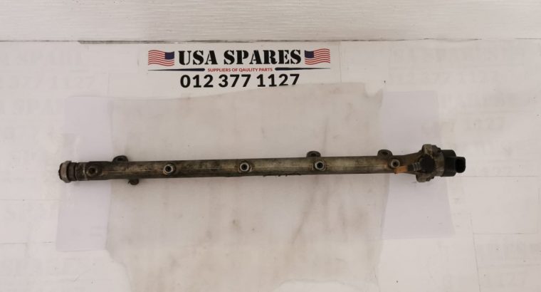 Jeep Grand Cherokee 2.7 WJ used diesel fuel rail for sale