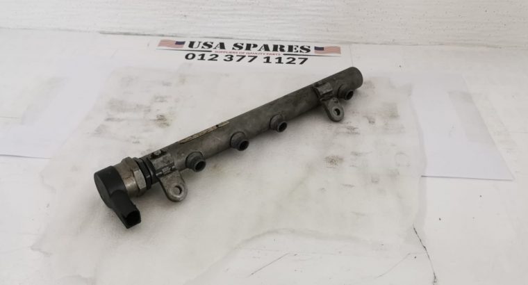Jeep Grand Cherokee 3.0 WK used diesel fuel rail for sale