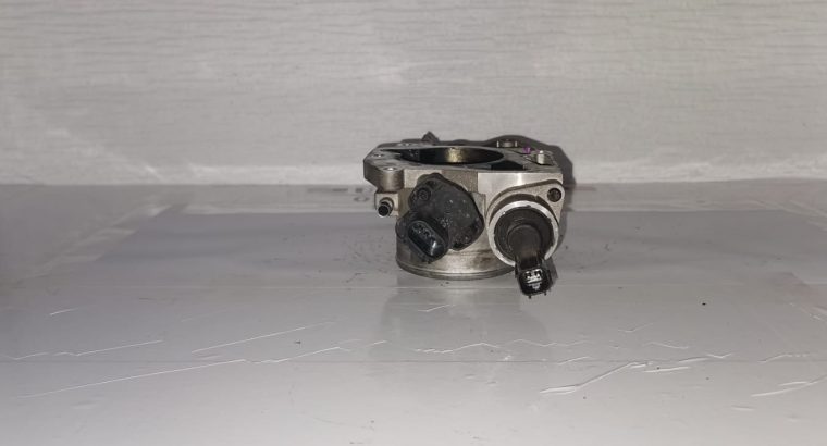 Jeep Cherokee (Liberty) 3.7 KJ used throttle body for sale