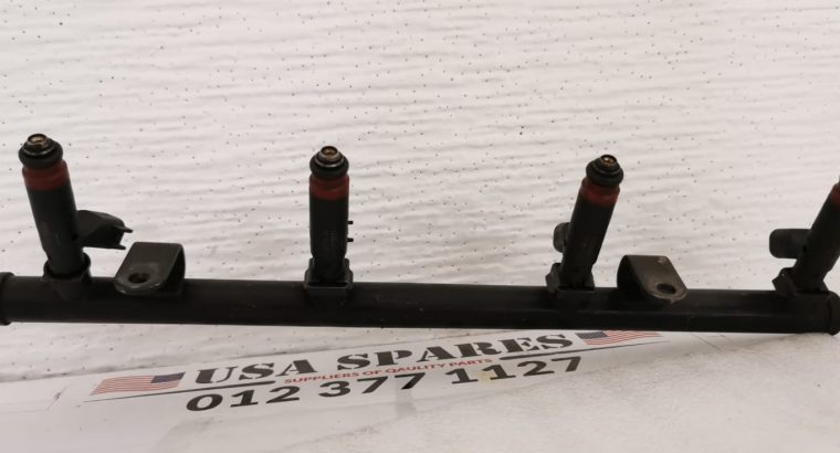 Jeep Grand Cherokee 4.7 WJ used fuel rail for sale