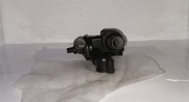 Jeep Compass 2.0/2.4 used thermostat housing for sale