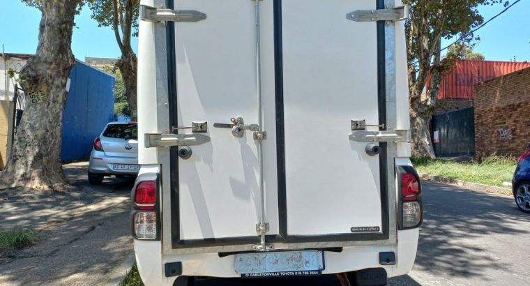 2016 Toyota Hilux Single Cab With Canopy
