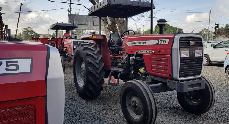 MASSEY FERGUSON TRACTOR