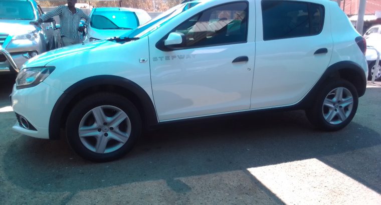 2016 Renault Sandero 1.6 Engine Capacity with Manuel Transmission
