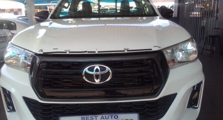 2021 Toyota Hilux 2.4 Engine Capacity Long-Base 4×4 SRX with Manu