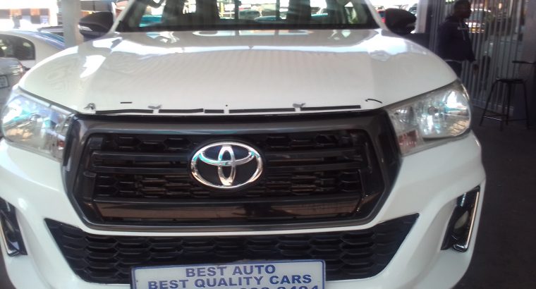 2021 Toyota Hilux 2.4 Engine Capacity Long-Base 4×4 SRX with Manu