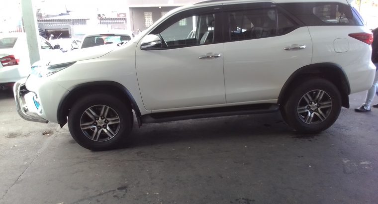 2018 Toyota Fortune 2.4 Engine Capacity GD6 4X2 with Automatic T