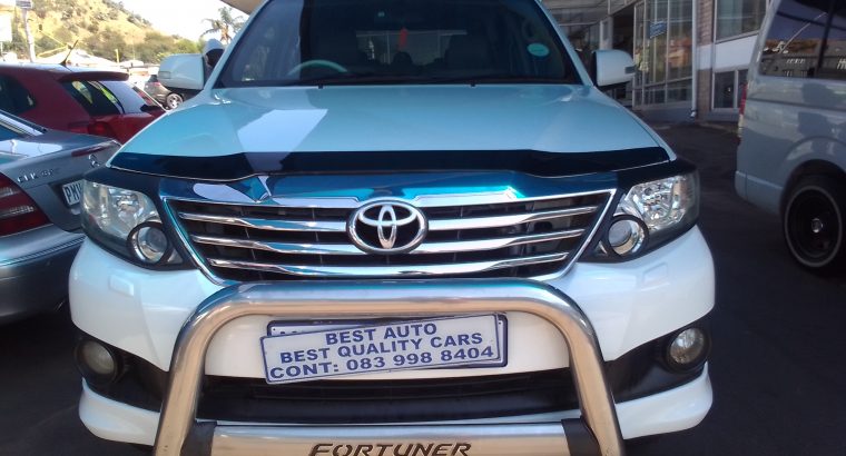 2011 Toyota Fortune 3,0 Engine Capacity V6 with Automatic Transmi