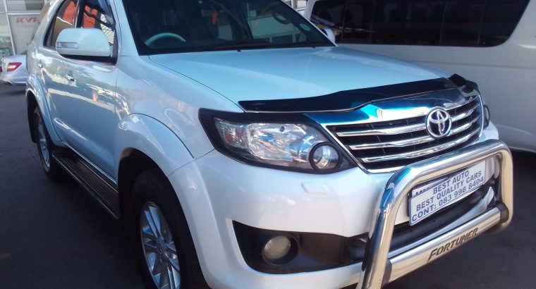 2011 Toyota Fortune 3,0 Engine Capacity V6 with Automatic Transmi