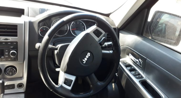 Jeep Cherokee KK 2008-13 used interior spares parts for sale